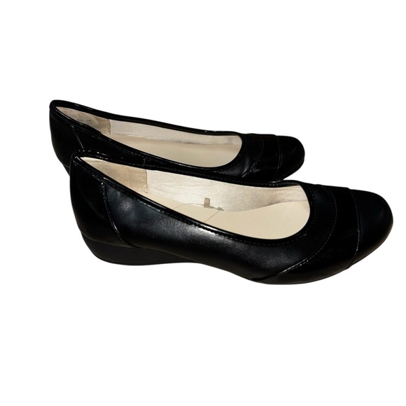 Simply Comfort by LifeStride Women's Size 8W Dallas Slip On Wedge Faux Leather - Picture 5 of 7